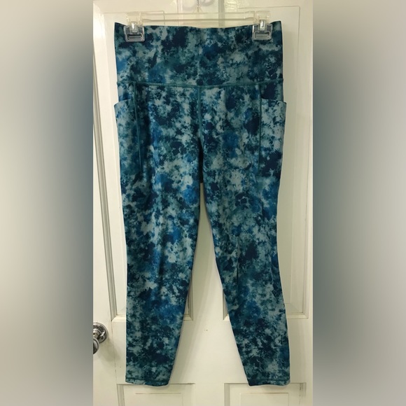 Athleta Salutation Stash 7/8 tight M turquoise blue tie-dye NWOT - Picture 13 of 15